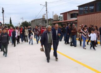Manuel Vilchis supervisa entrega de obras viales en dos barrios de Zinacantepec