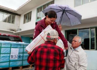 Ixtlahuaca fortalece espacios comunitarios con entrega de materiales en San Cristóbal y La Concepción de los Baños