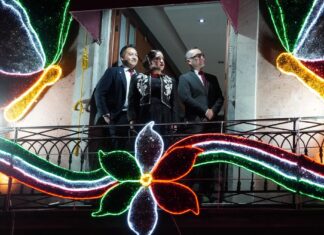 Roselia García encabeza Grito de Independencia ante cientos de familias en Zumpango