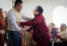 Chicoloapan fortalece apoyo social con entrega de aparatos funcionales y cobertores