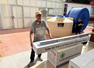 JESSICA ROSALÍO ACERCA PRODUCTOS PARA EL BIENESTAR A LAS FAMILIAS DE IXTAPAN DE LA SAL