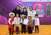 Carmen Albarrán reconoce el talento infantil y el orgullo cultural de Donato Guerra
