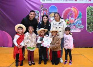 Carmen Albarrán reconoce el talento infantil y el orgullo cultural de Donato Guerra
