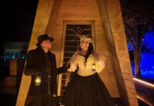 Recorridos nocturnos en el Panteón de la Soledad atraen a visitantes durante la Feria del Alfeñique