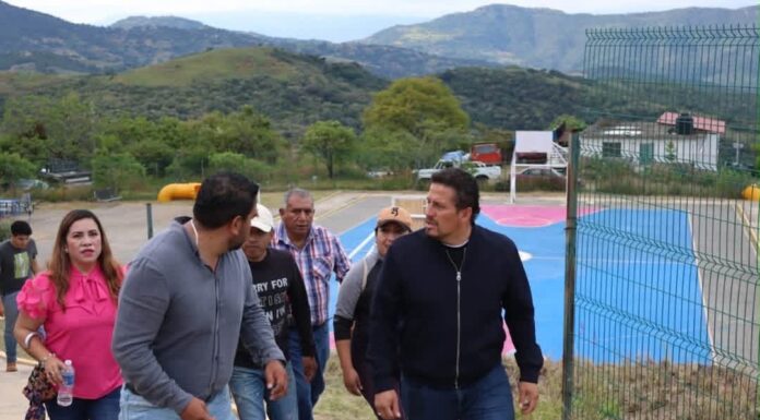 Carlos Rogel impulsa el rescate de espacios públicos para embellecer Zacualpan