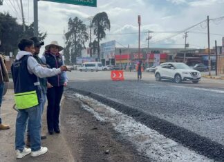 Ivette Topete da seguimiento al asfaltado del bulevar Popocatépetl en Amecameca