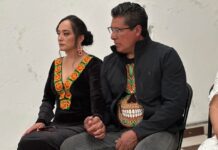 Roberto Bautista respalda a floricultores de San Francisco Putla y promueve el consumo de cempasúchil