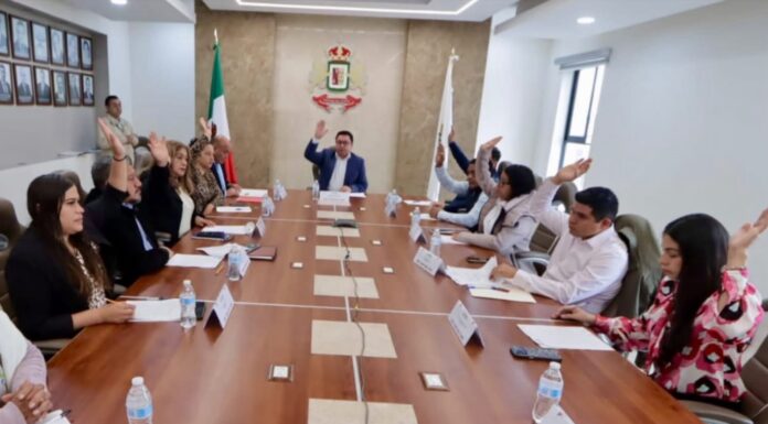 Lerma avanza en certeza jurídica para nuevas instituciones educativas