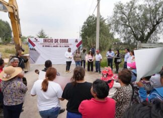 Roselia García inicia pavimentación con concreto hidráulico en Avenida del Rincón