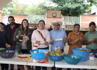 San Simón de Guerrero mantiene vivas sus tradiciones con Feria del Elote