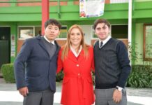 Entrega Ana Muñiz techumbre en la EPO No. 51 de San Mateo Atenco
