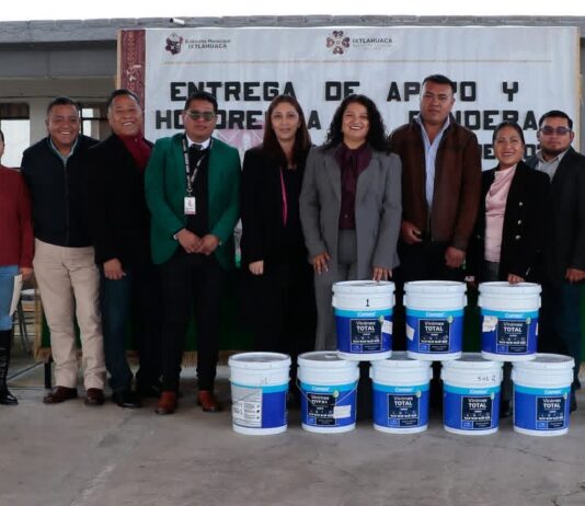 Lupita Díaz recorre escuelas y supervisa obra comunitaria en Ixtlahuaca