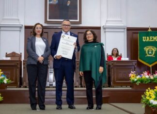 UAEMéx reconoce a 142 integrantes de su comunidad por su excelencia administrativa